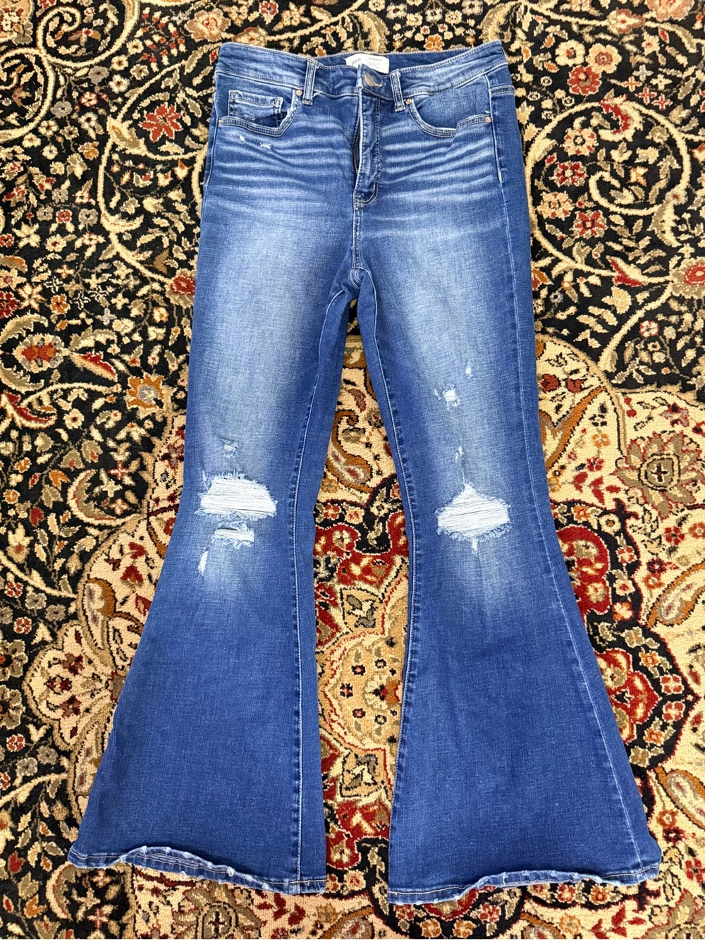 size 30x31.5 Women’s BKE Parker Universal Fit high-rise Super Flare Jeans